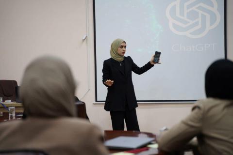 The Center for Continuing Education launches the 'Free Talk Session' workshop to enhance English language skills and build self-confidence